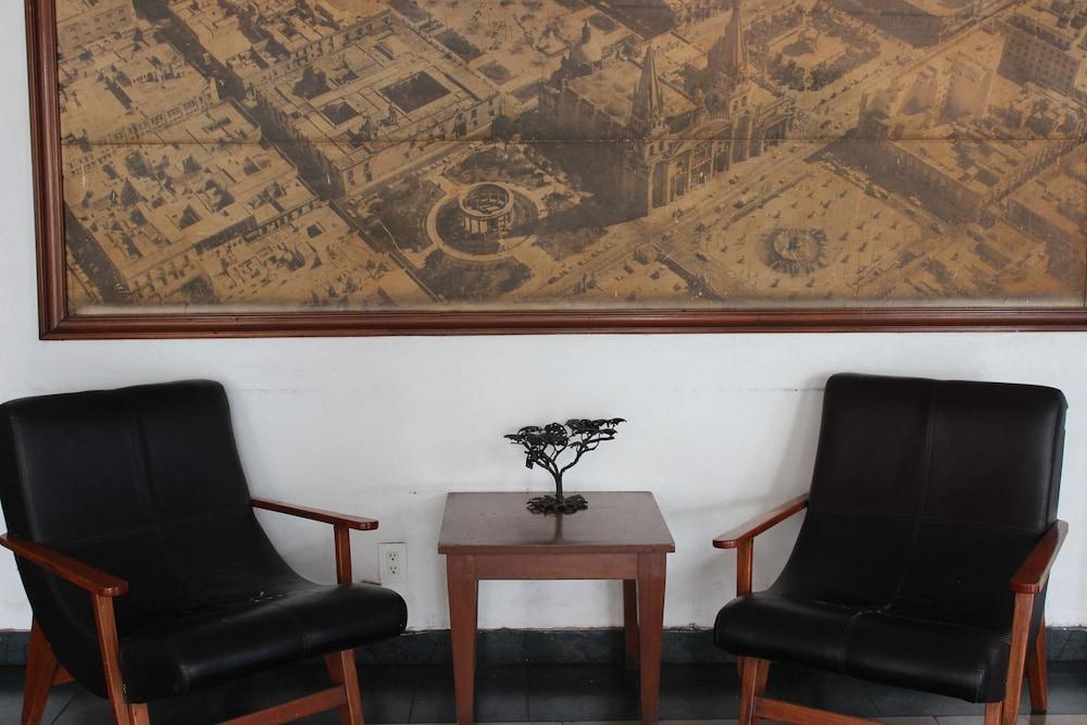 Hotel Del Parque Guadalajara Ngoại thất bức ảnh