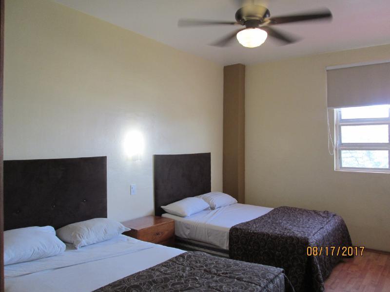 Hotel Del Parque Guadalajara Ngoại thất bức ảnh